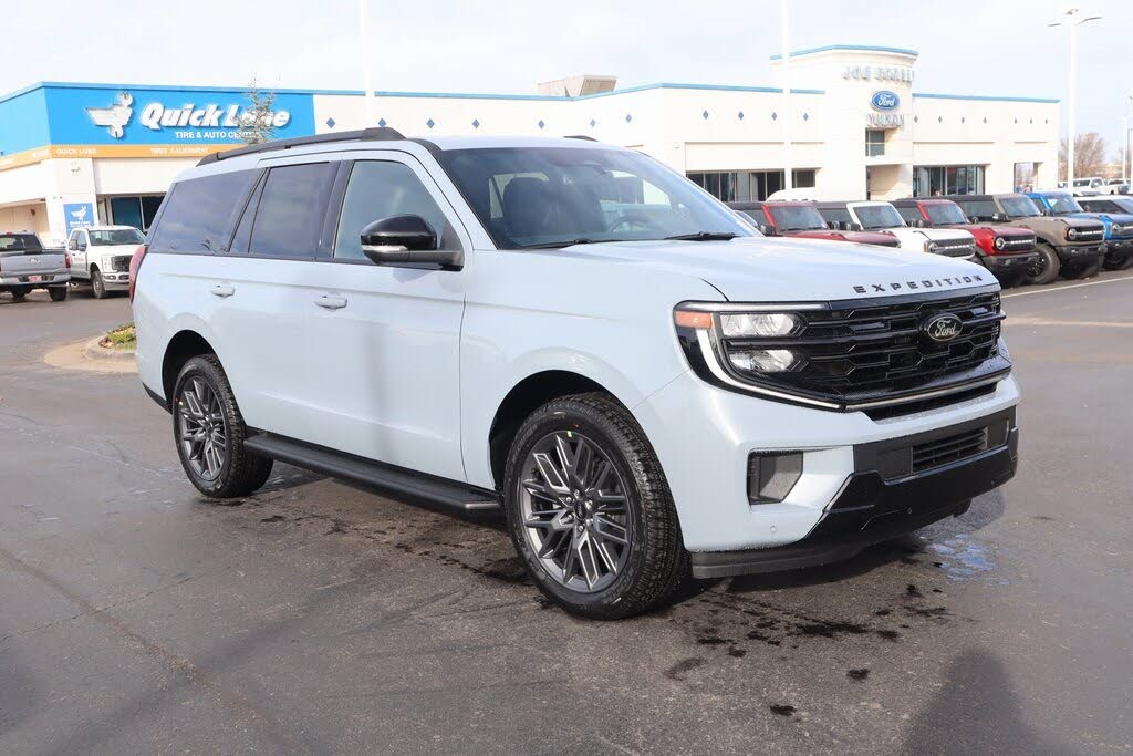 2026 Ford Expedition Platinum 4WD