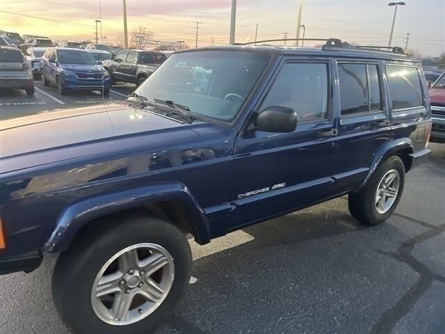 2000 Jeep Cherokee Classic 4-Door RWD