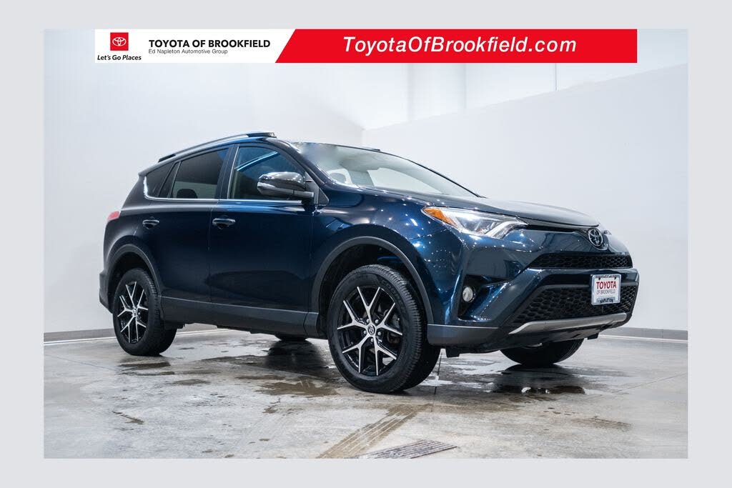 2017 Toyota RAV4 SE AWD