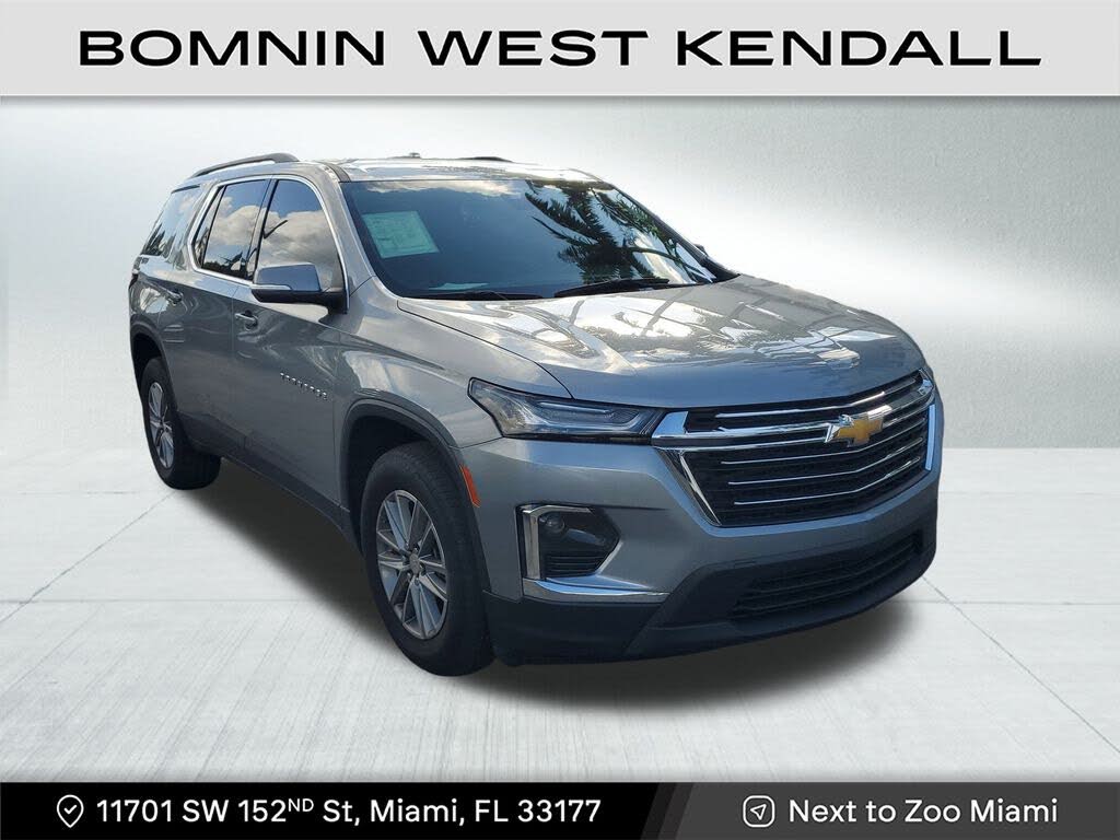 2023 Chevrolet Traverse LT Leather FWD