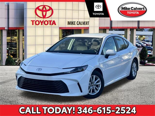 2025 Toyota Camry LE FWD