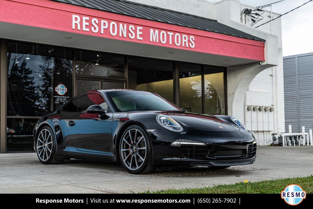 2012 Porsche 911 Carrera S Coupe RWD