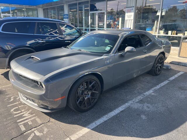 2017 Dodge Challenger R/T RWD