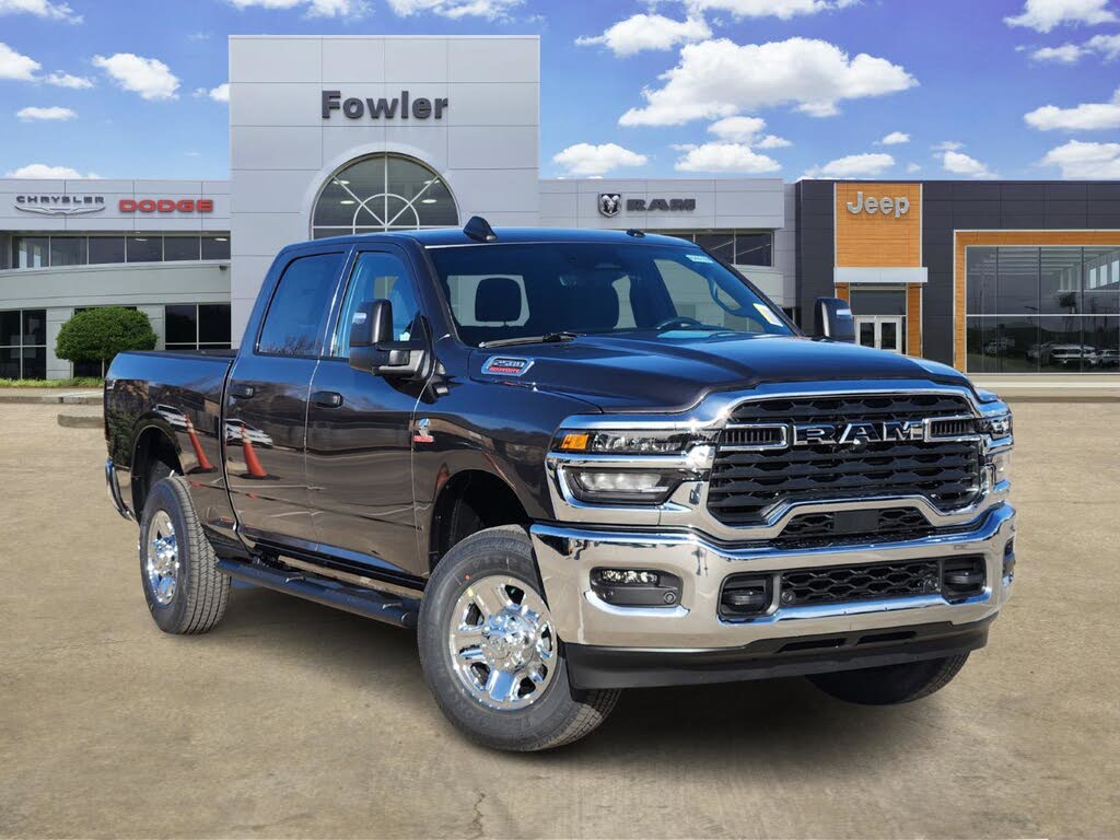 2026 RAM 2500 Tradesman Crew Cab 4WD