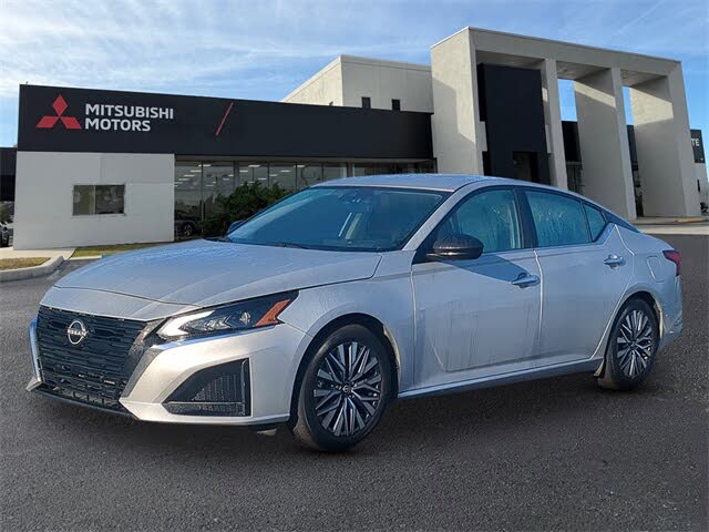 2024 Nissan Altima 2.5 SV FWD