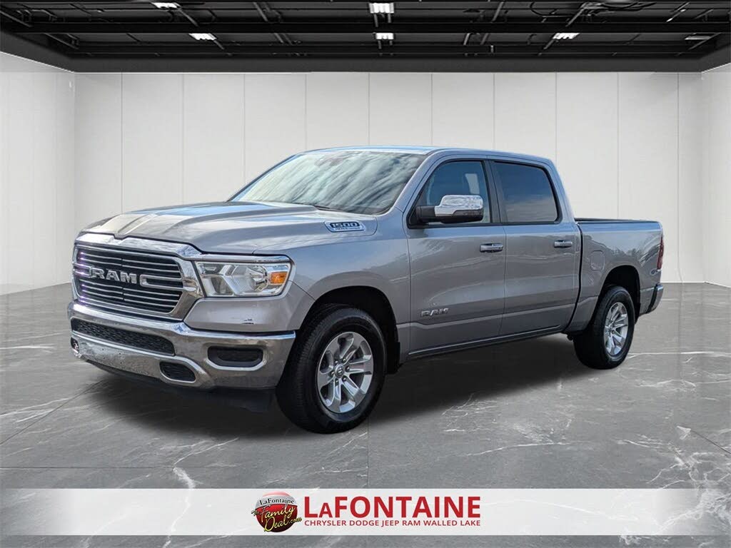 2024 RAM 1500 Laramie Crew Cab 4WD