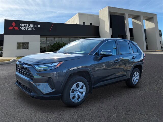 2024 Toyota RAV4 LE FWD