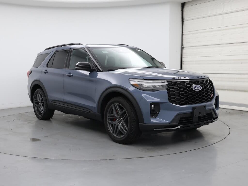2025 Ford Explorer ST RWD