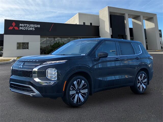 2025 Mitsubishi Outlander SE FWD