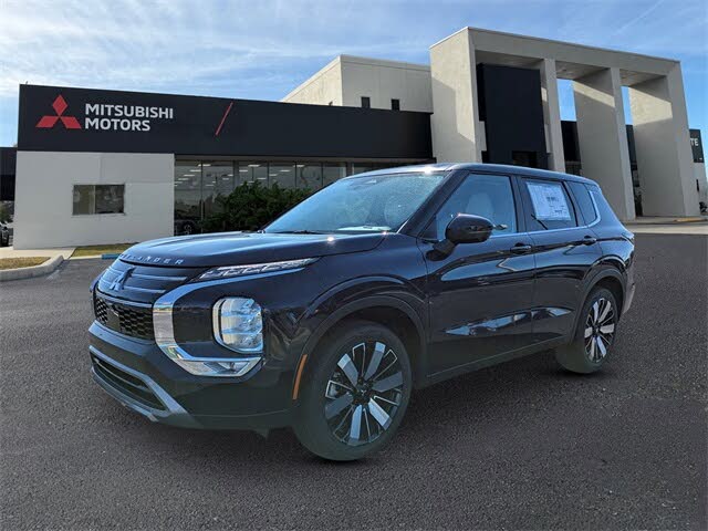 2025 Mitsubishi Outlander SE FWD