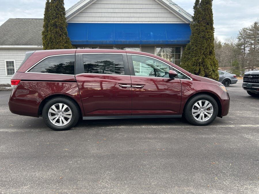 2016 Honda Odyssey SE FWD