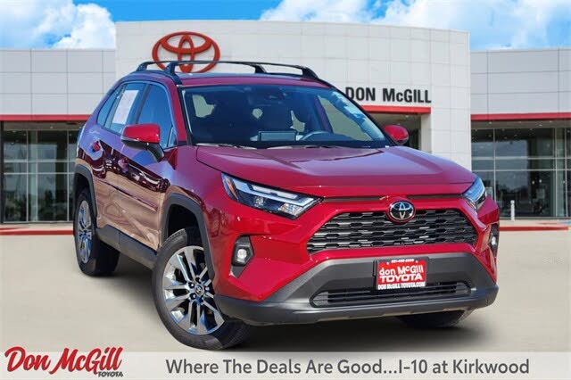 2025 Toyota RAV4 XLE Premium FWD