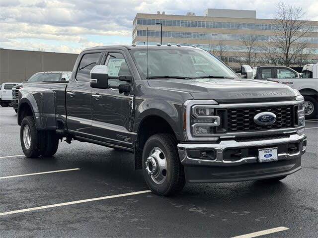 2026 Ford F-350 Super Duty Lariat Crew Cab LB DRW 4WD