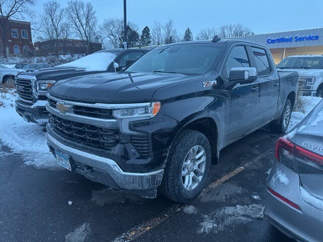 2022 Chevrolet Silverado 1500 LT Crew Cab 4WD