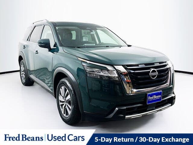 2023 Nissan Pathfinder SL 4WD