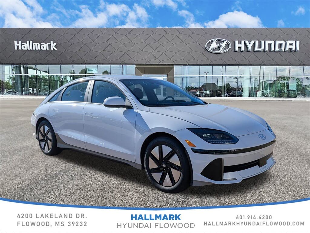 2025 Hyundai Ioniq 6 SE RWD