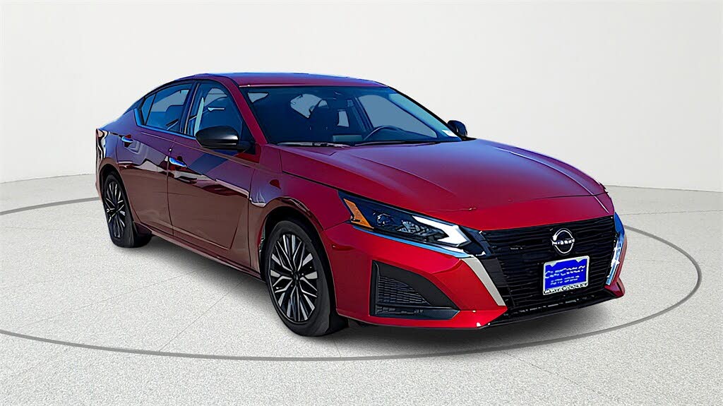 2024 Nissan Altima 2.5 SV FWD