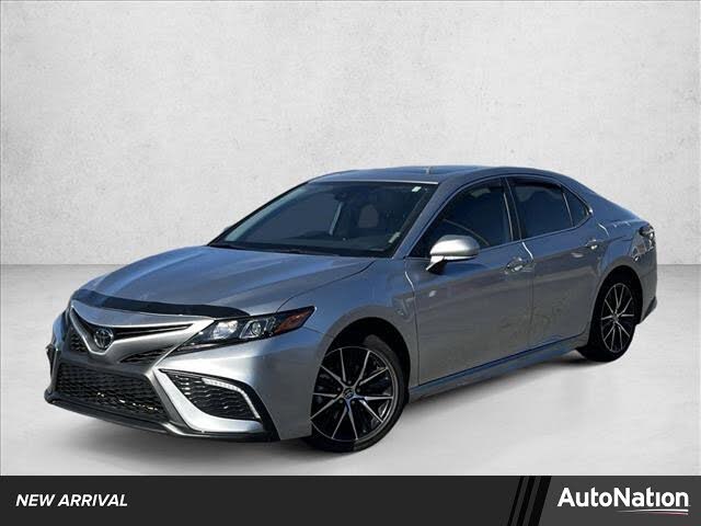 2024 Toyota Camry SE FWD