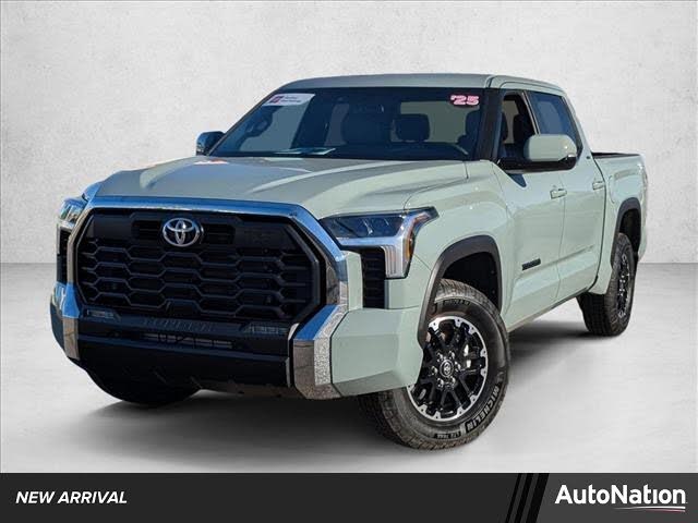 2025 Toyota Tundra SR5 CrewMax Cab 4WD