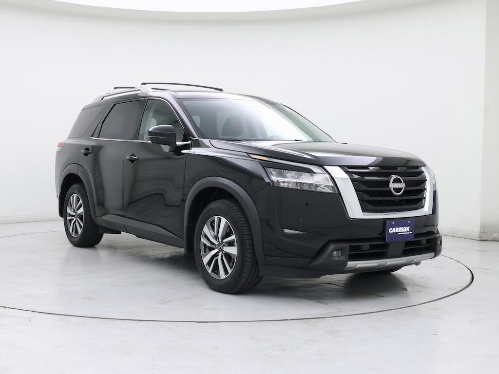 2024 Nissan Pathfinder SL 4WD