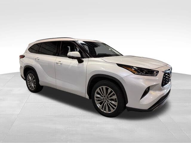 2023 Toyota Highlander Platinum FWD