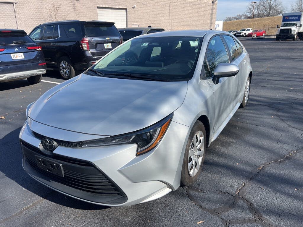 2024 Toyota Corolla LE FWD
