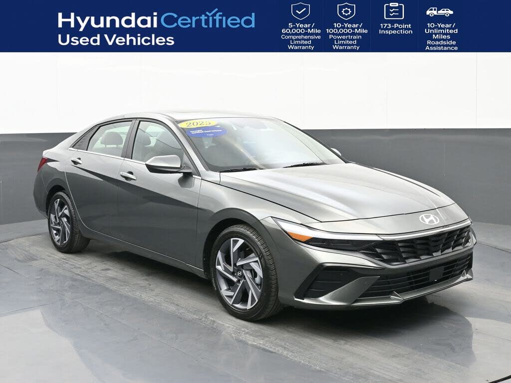 2025 Hyundai Elantra SEL Convenience FWD