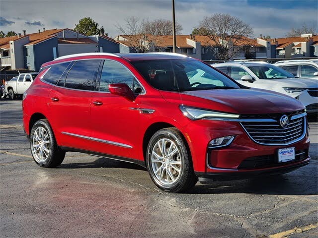 2022 Buick Enclave Essence AWD