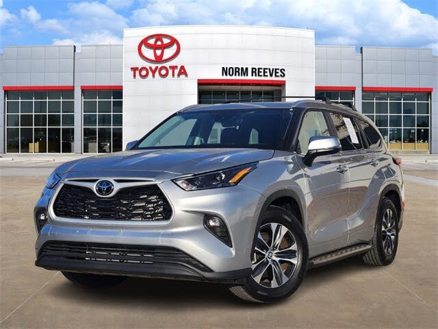 2025 Toyota Highlander XLE FWD