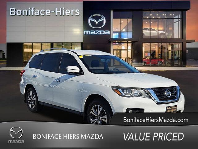 2017 Nissan Pathfinder SV