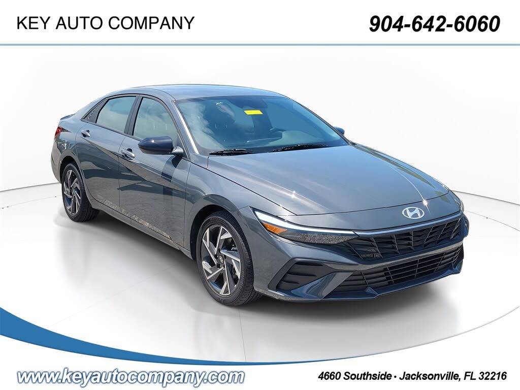 2025 Hyundai Elantra SEL Sport FWD