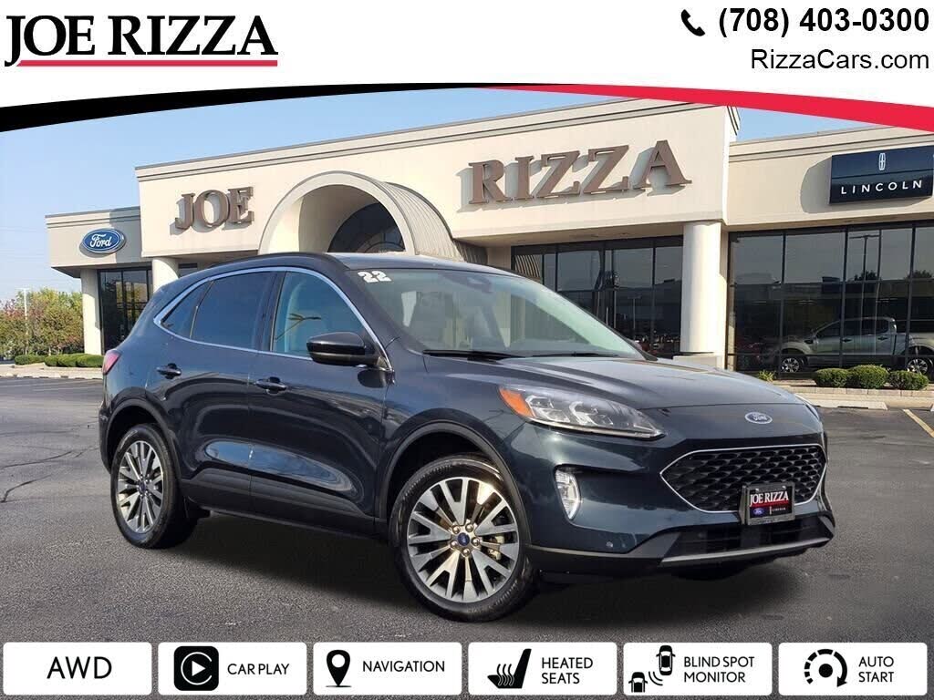 2022 Ford Escape Titanium AWD