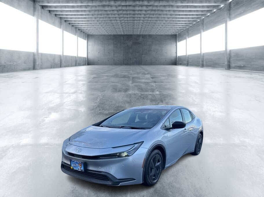 2023 Toyota Prius LE FWD