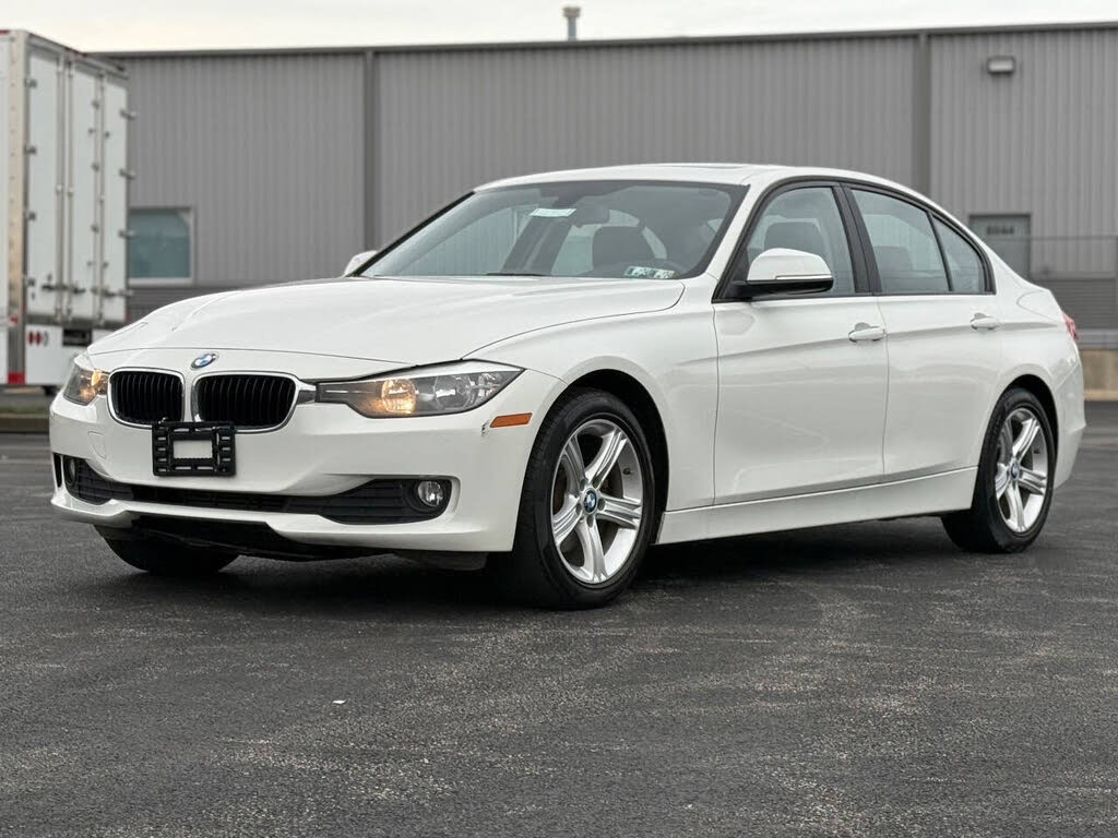 2014 BMW 3 Series 320i xDrive Sedan AWD
