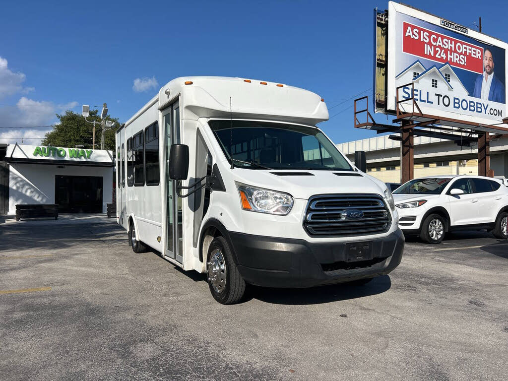 2019 Ford Transit Chassis 350 HD 10360 GVWR Cutaway DRW FWD
