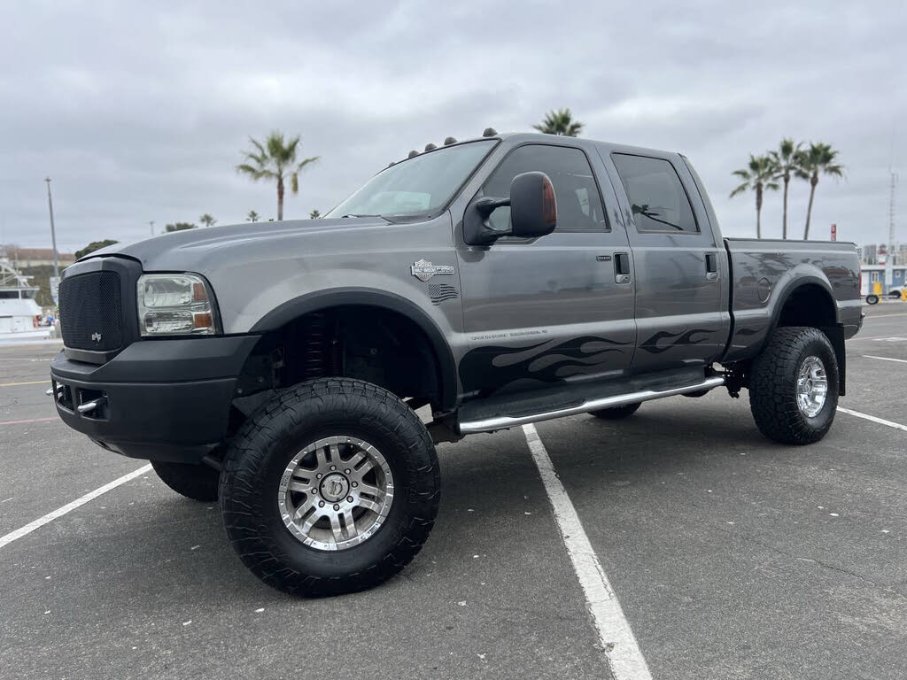 2006 Ford F-250 Super Duty Lariat Crew Cab 4WD