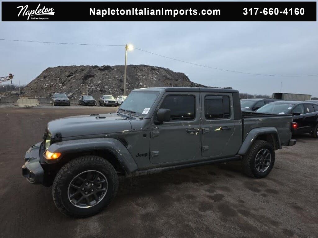 2021 Jeep Gladiator Willys Crew Cab 4WD