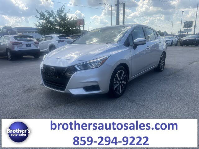 2021 Nissan Versa SV FWD