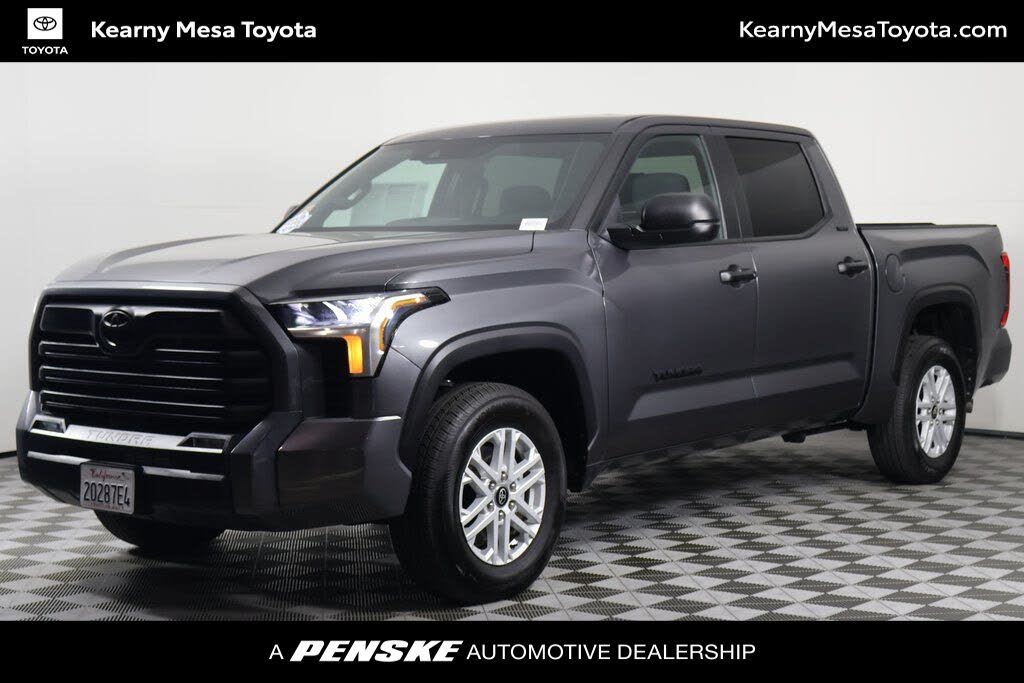 2025 Toyota Tundra SR5 CrewMax Cab RWD