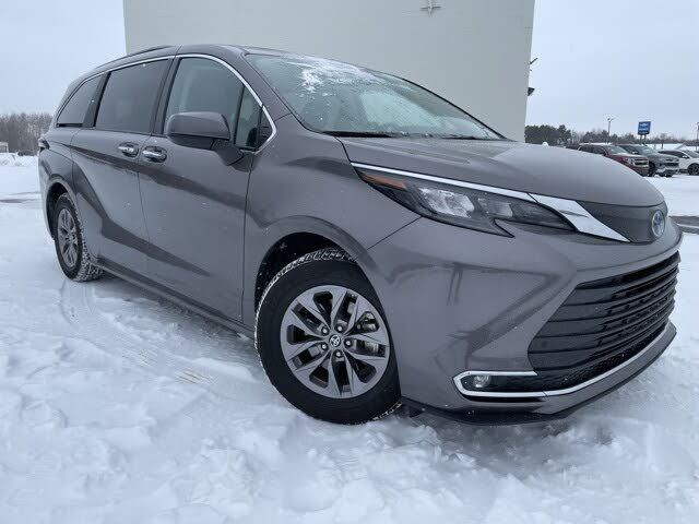 2024 Toyota Sienna XLE 7-Passenger FWD