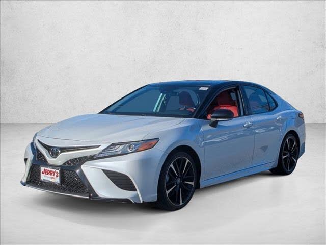 2020 Toyota Camry XSE FWD