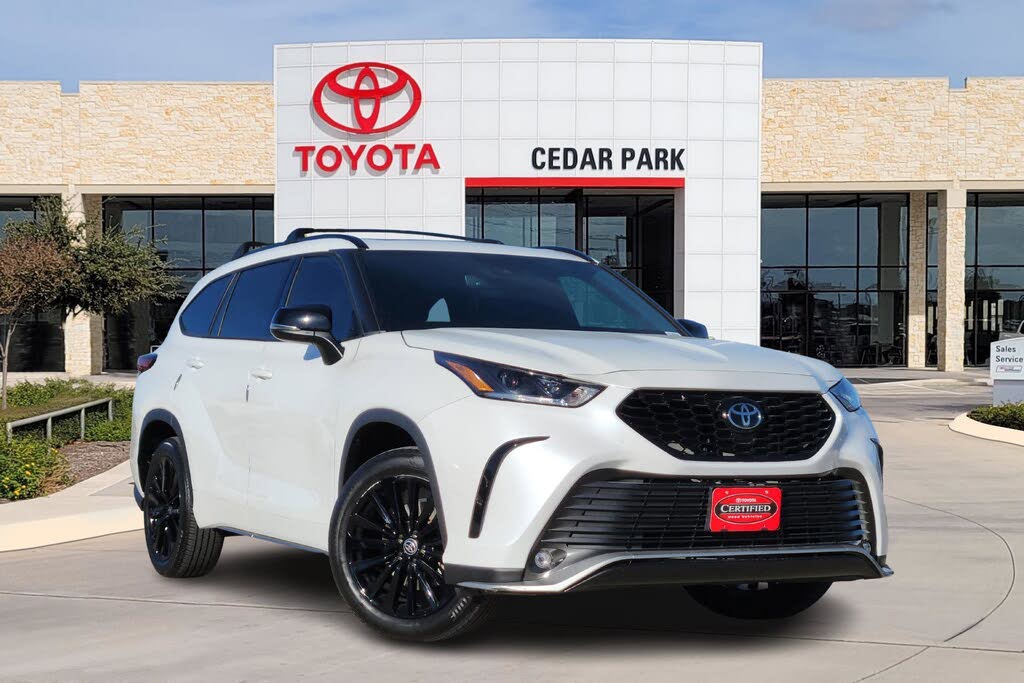 2023 Toyota Highlander XSE FWD