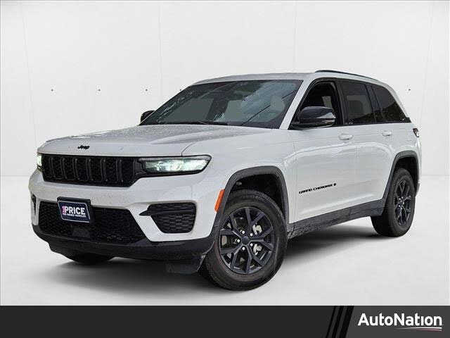 2025 Jeep Grand Cherokee Laredo 4WD
