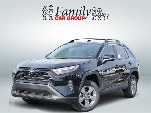 2025 Toyota RAV4 XLE FWD
