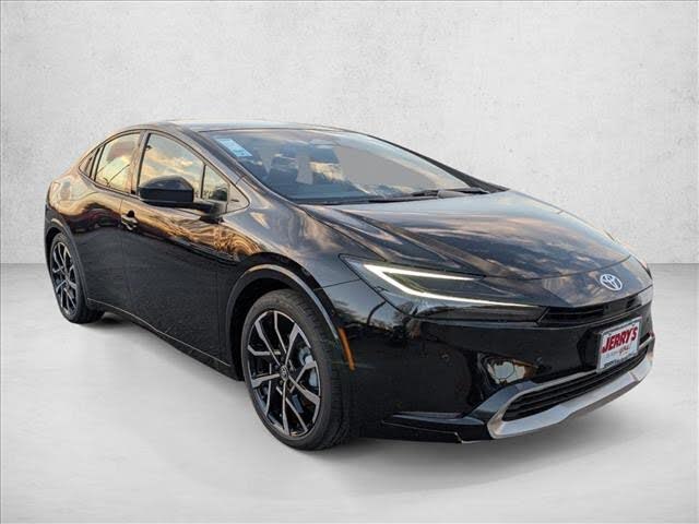 2026 Toyota Prius Plug-In Hybrid SE FWD
