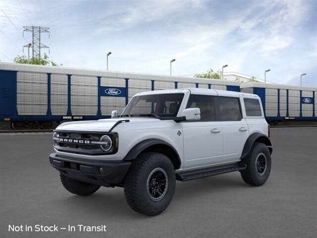 2025 Ford Bronco Outer Banks 4-Door 4WD