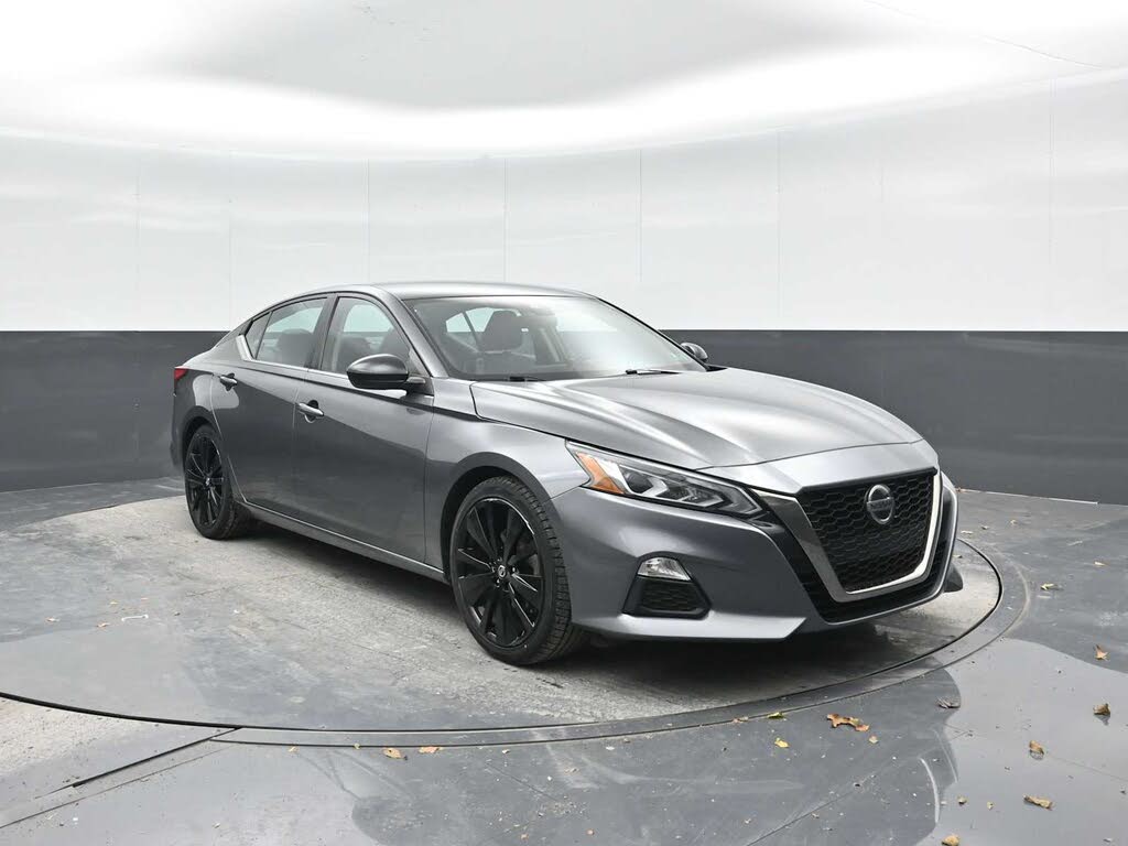 2022 Nissan Altima 2.5 SR FWD