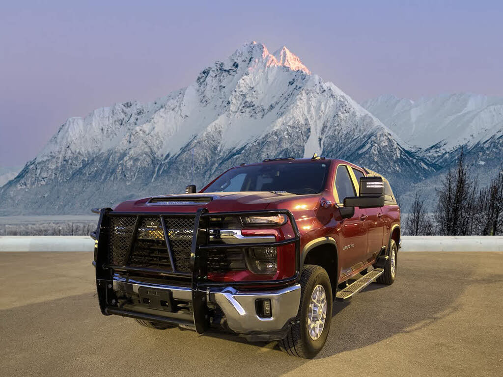 2024 Chevrolet Silverado 3500HD LT Crew Cab 4WD