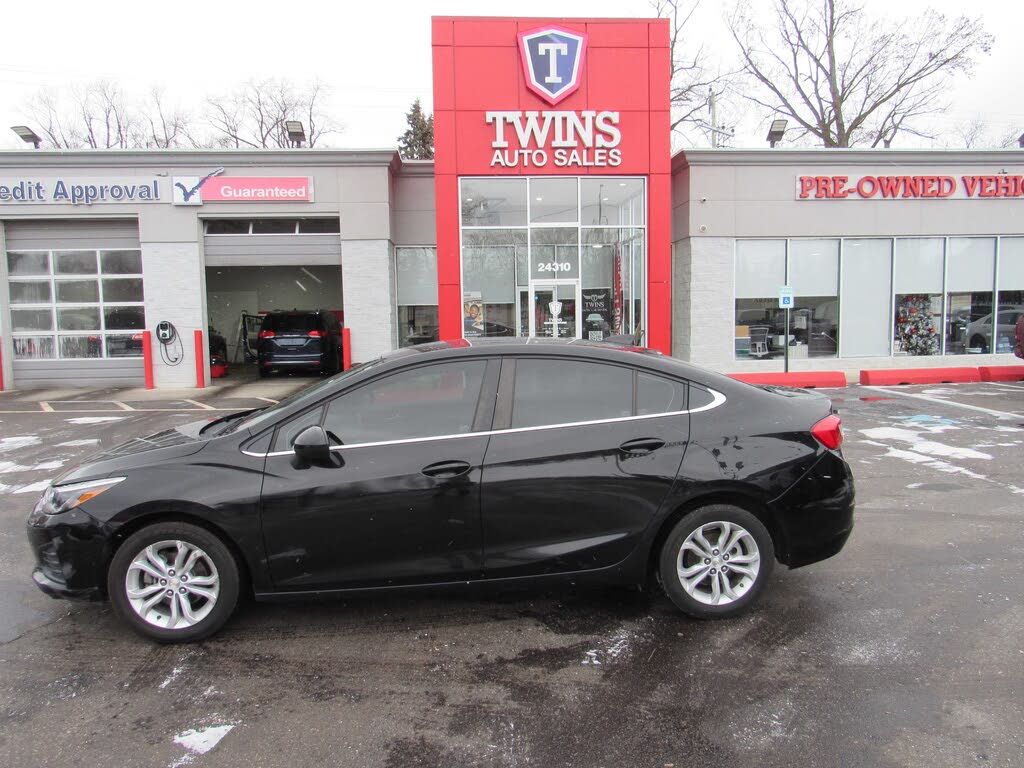 2019 Chevrolet Cruze LT Sedan FWD