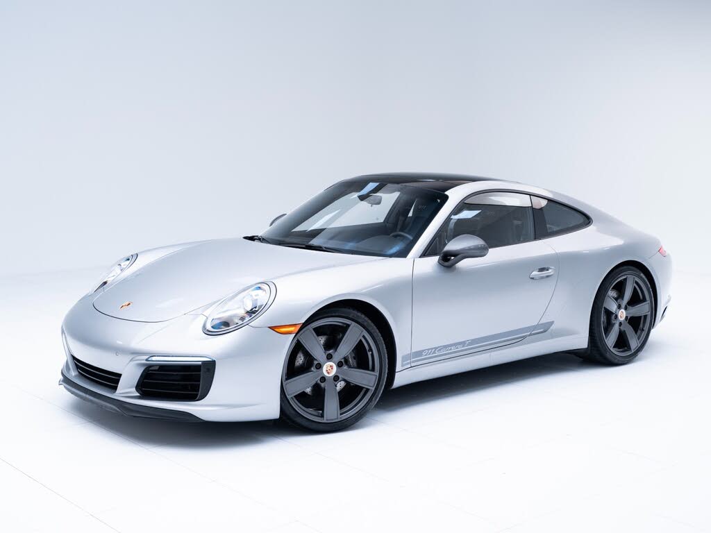 2018 Porsche 911 Carrera T Coupe RWD